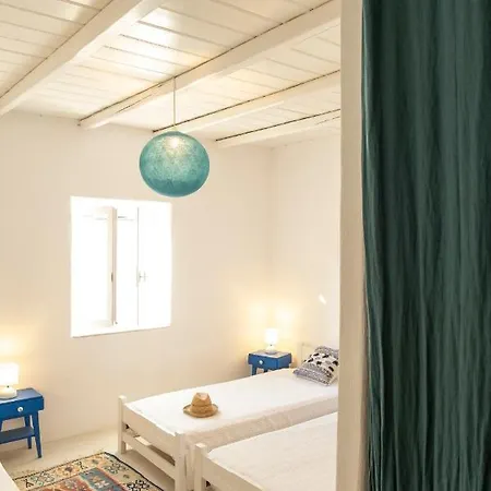 Casa vacanze Cycladic Kamari Aneratza